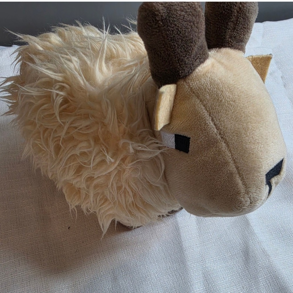 Minecraft Goat Plush Mojang Studios Shaggy Cream Brown Stuffed Animal Toy 9"